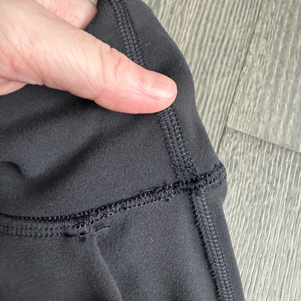 Lululemon Align Jogger *28" in Black Size 2 - Picture 3 of 7